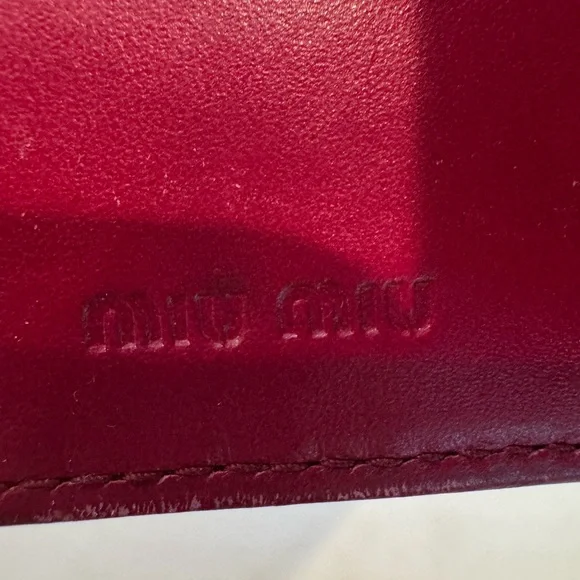 Authentic Miu Miu Pink Crocodile-Embossed Leather Key Case - Picture 8 of 11